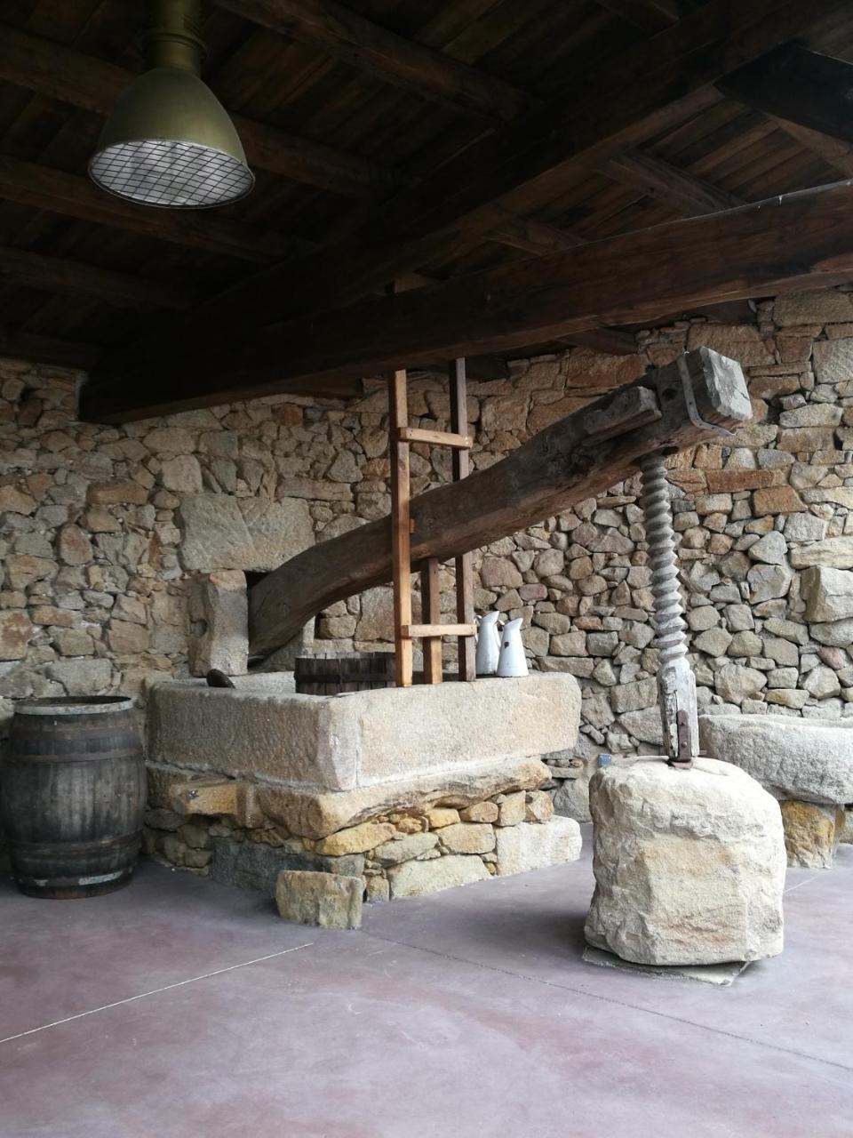 O Lagar De Jesus Hostel Padron Luaran gambar
